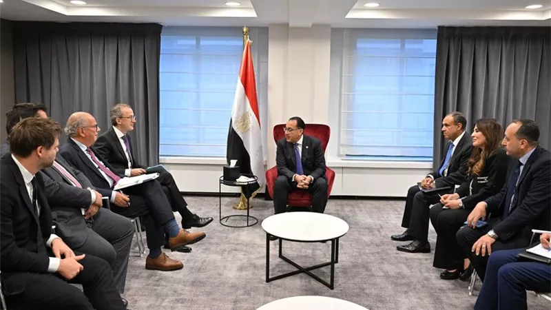 مدبولي يلتقي الرئيس التنفيذي لـ 