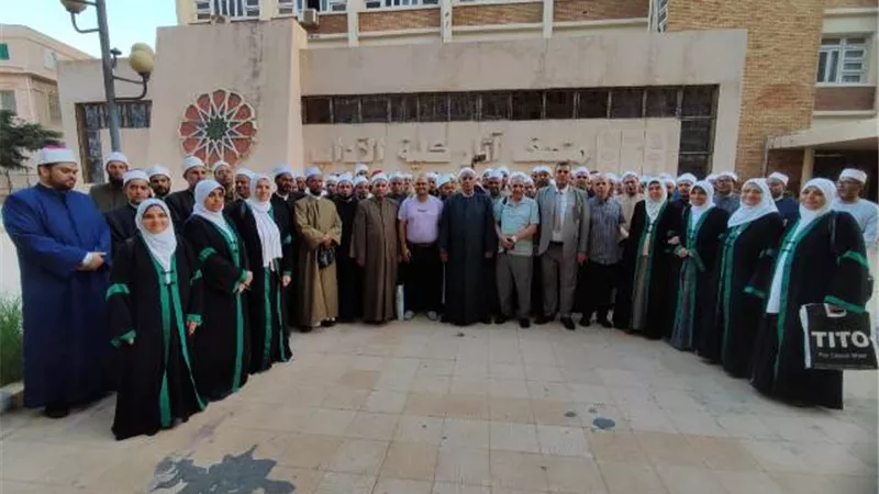 البناء الثقافى للائمة والواعظات بكلية التربية بالاسكندرية