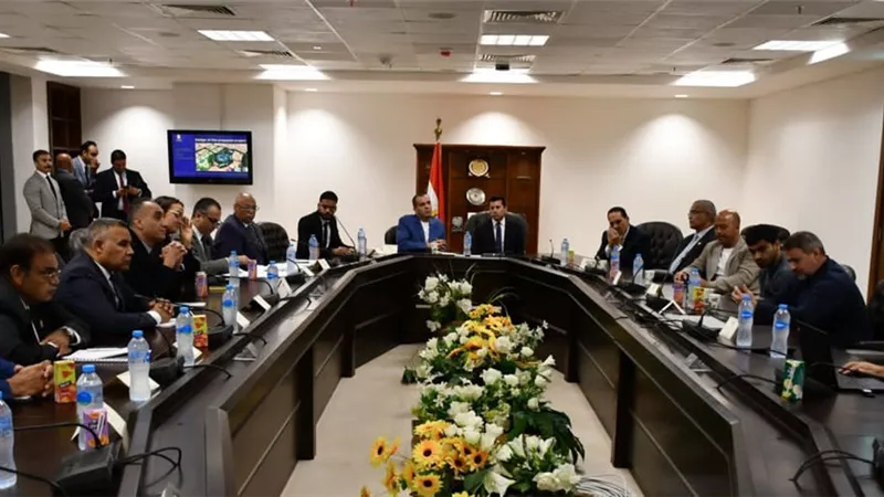 وزير الرياضة ببحث التعاون مع رئيس الاتحاد الدولى للملاكمة