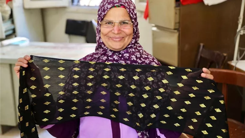 بدء أولى مراحل تسجيل علامة جماعية لحرفة التلي بإسم المرأة المصرية