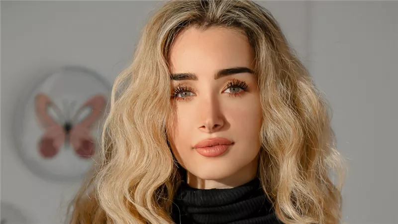 هنا الزاهد توجه رسالة باللغة الإنجليزية لدعم فلسطين