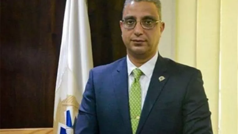 محافظ الفيوم يعقد أول اجتماع بالمجمع الخدمي بقرية الريان