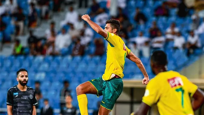 بمشاركة شريف .. الخليج يتعادل مع التعاون فى الدورى السعودى