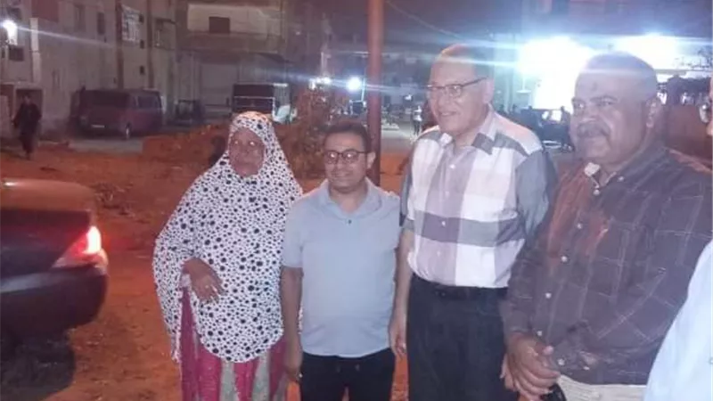 محافظ الشرقية يتفقد شوارع مدينة مشتول السوق
