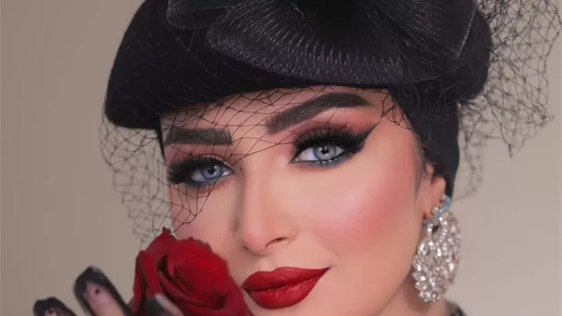 منة اسكندر أيقونة الحجاب العصري في ٢٠٢٣ بملابس محتشمة وأنيقة