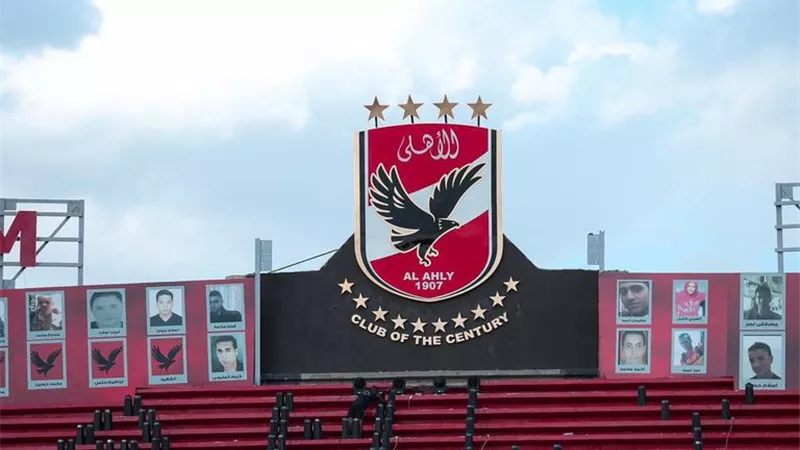 شبانة ينتقد بيان الأهلي بشأن موعد مباراة صنداونز