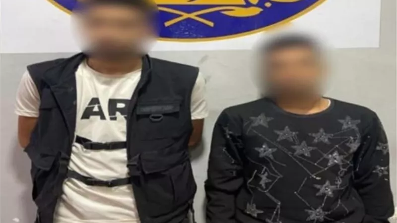 تفاصيل مقتل شخص بالقاهرة: رموه من شرفة المنزل