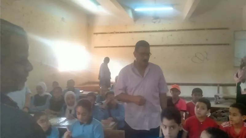 جولات ميدانية لمدير عام إدارة قنا التعليمية