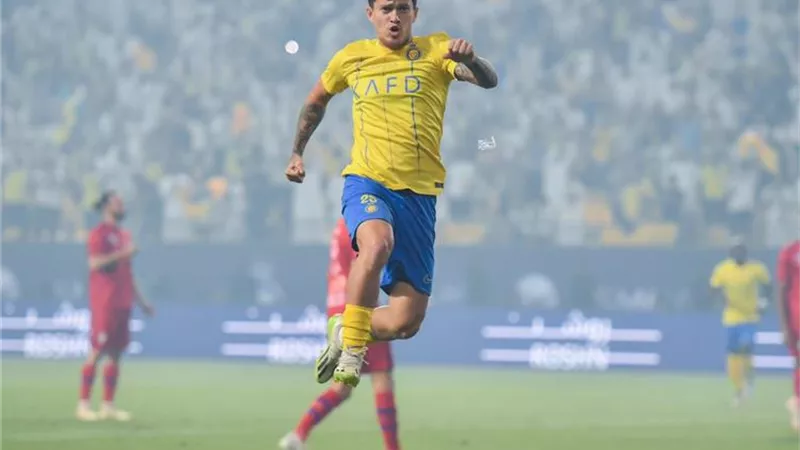 شاهد .. أوتافيو يسجل ثالث أهداف النصر أمام الفيحاء