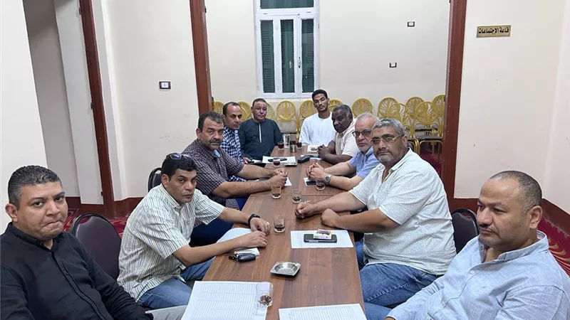 أمانة المشروعات الصغيرة والمتوسطة بقنا تعقد اجتماعا موسعا