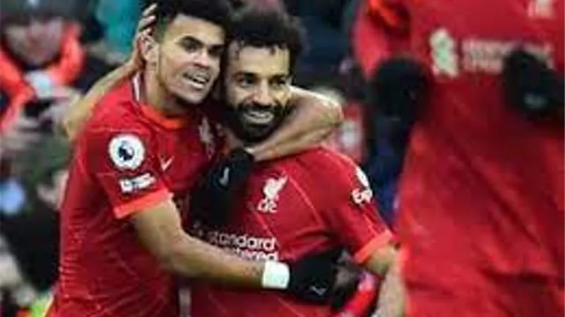 ليفربول يعلن رسميا اختطاف والدى نجم هجوم الفريق