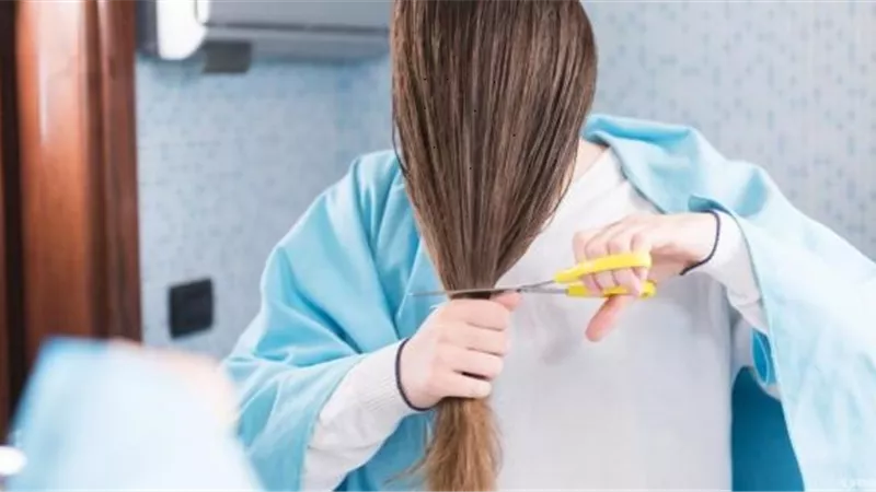 5 اشارات تخبرك ان قص شعرك قد حان..تعرف عليها