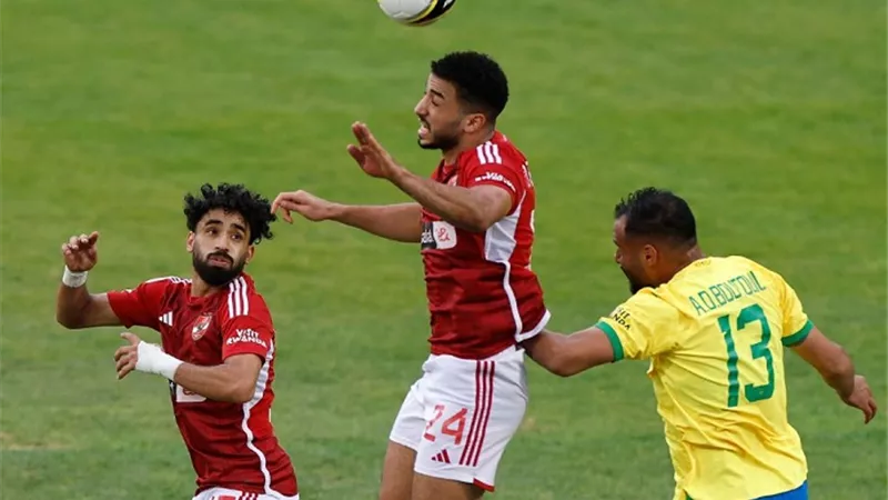 بعد فوز صن داونز.. ماذا يحتاج الأهلي للتأهل للمباراة النهائية؟