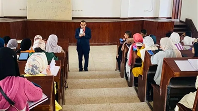 ورشة عن استخدام تطبيقات الأندرويد في إتقان الإنجليزية باَداب العريش