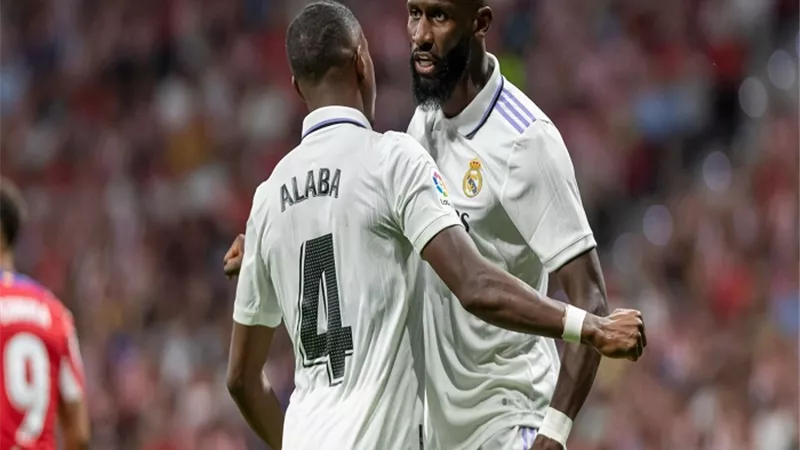 ريال مدريد يفاضل بين مدافعين لتدعيم الفريق في الميركاتو