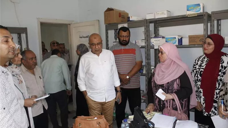التفتيش على وحدة العواونه الصحيه ببنى سويف
