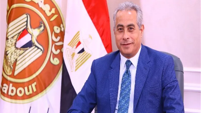 لتأهيل الكوادر البشرية .. العمل و