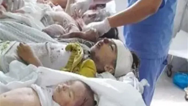 «عمتي كانت صائمة».. فلسطيني يروي تفاصيل استشهاد 54 من أسرته في غزة