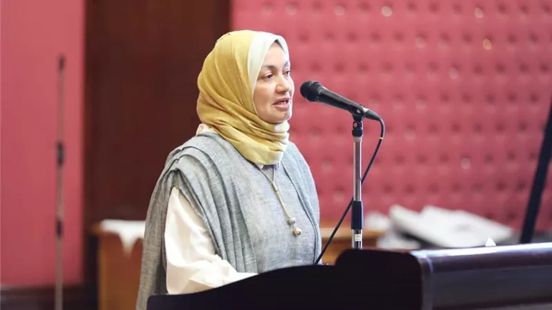 مستشار شيخ الأزهر للوافدين:نهدي الإسلام محرابا جديدا والعلم مناره