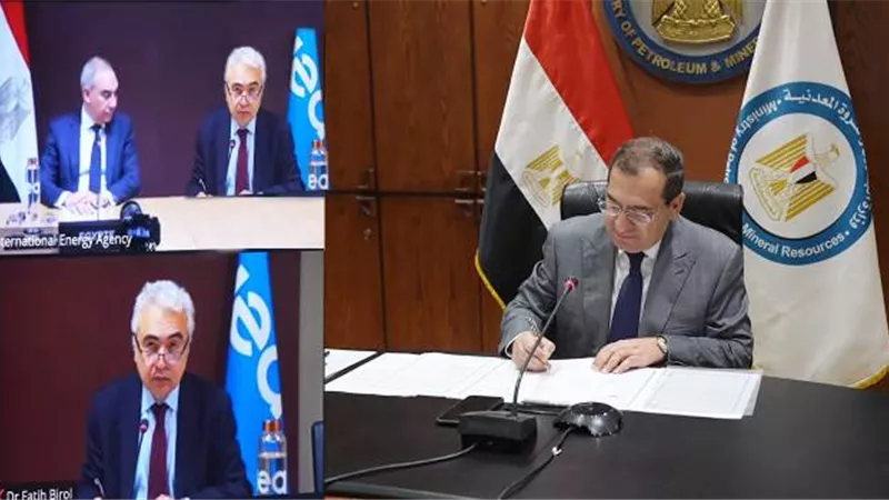 مصر والوكالة الدولية للطاقة توقعان برنامج عمل مشترك