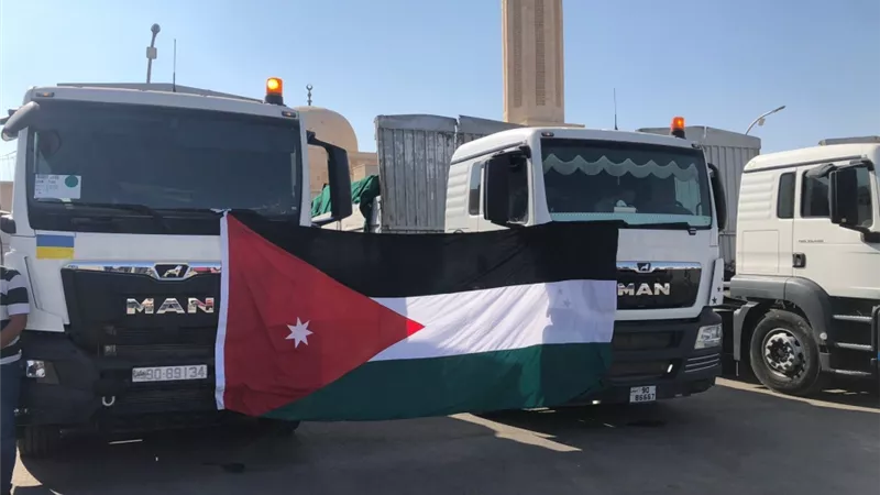 الأردن:إنطلاق 6 شاحنات من المساعدات الطبية إلى الضفة الغربية