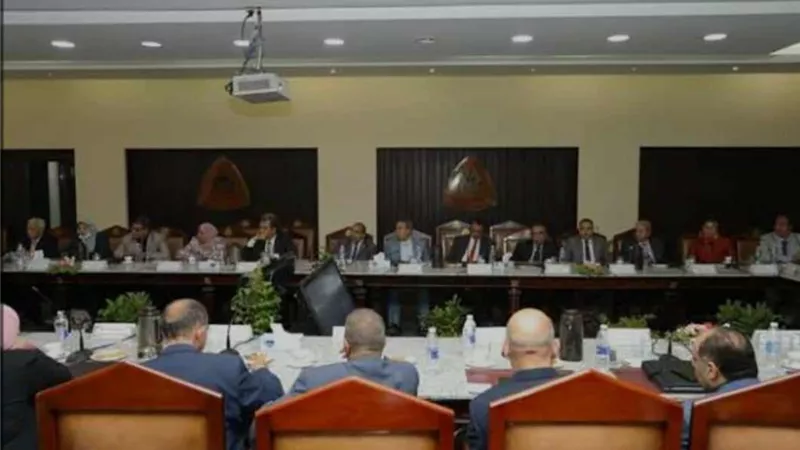 مجلس جامعة الزقازيق يؤجل سداد مصروفات الطلاب الفلسطينيين