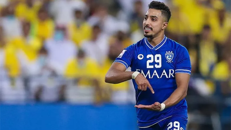 شاهد .. سالم الدوسري يتوج بجائزة أفضل لاعب في آسيا 2022