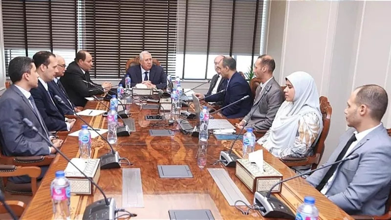 الزراعة يتابع منظومة التحول الرقمي وميكنة خدمات الحجر الزراعي