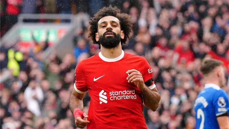 صلاح يتصدر قائمة المرشحين لجائزة أفضل لاعب إفريقي