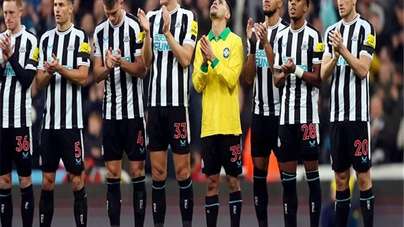 نيوكاسل يطيح بمانشستر يونايتدمن كأس الرابطة الإنجليزية