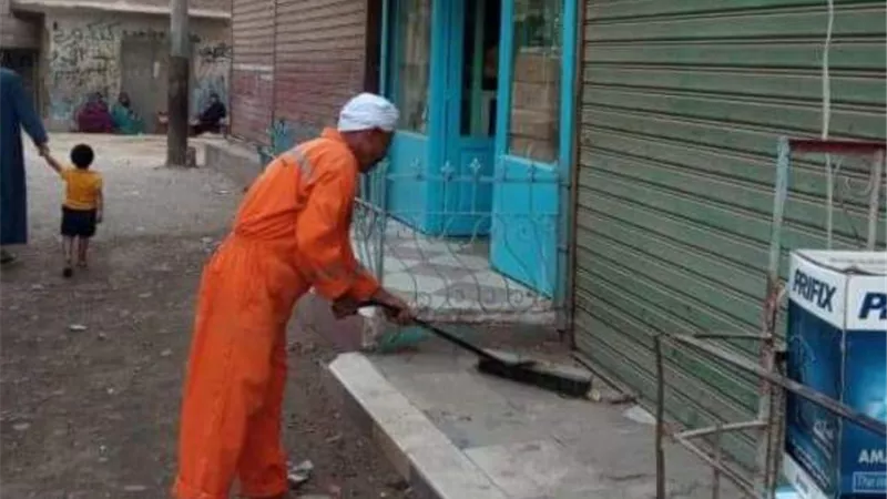 حملات مكبرة للنظافة في قرى وأحياء مركز مطاي بالمنيا