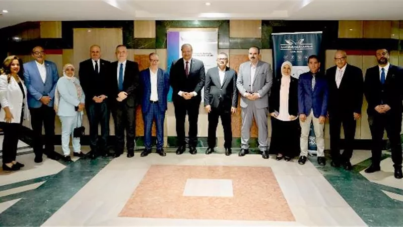 تفاصيل اجتماع رئيس الإعتماد والرقابة الصحية مع قيادات طب عين شمس