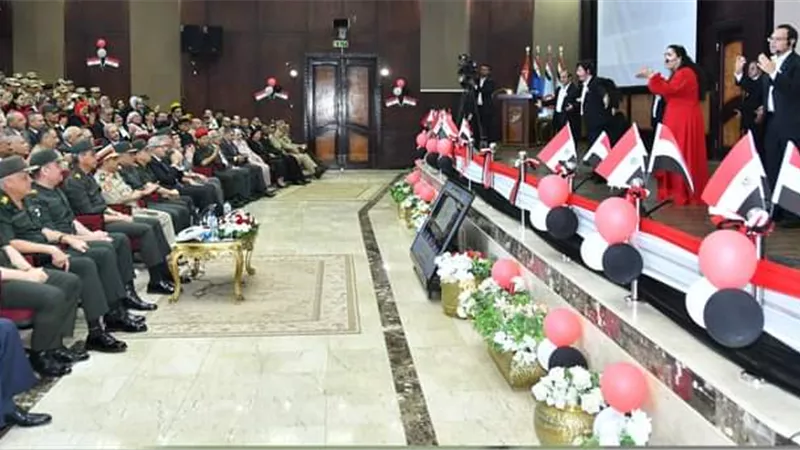 كلية القادة والأركان تنظم فعاليات اليوم الوطنى لجمهورية مصر العربية ودول الوافدين بالكلية
