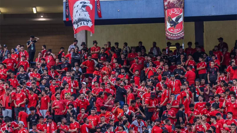 جماهير الاهلى تطالب موديست بالرحيل