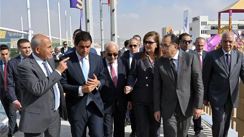 مدبولى يشهد افتتاح مجمع المدارس بأرض القرية الكونية بحدائق أكتوبر
