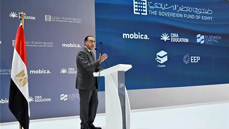 مدبولى: مشروع مجمع المدارس يؤكد نجاح فكر الدولة فى الشراكة مع القطاع الخاص