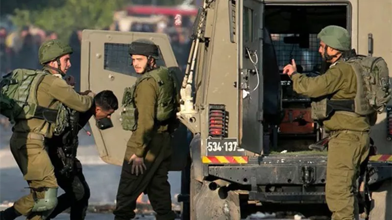 القوات الإسرائيلية تعتقل 57 فلسطينيا في الضفة الغربية