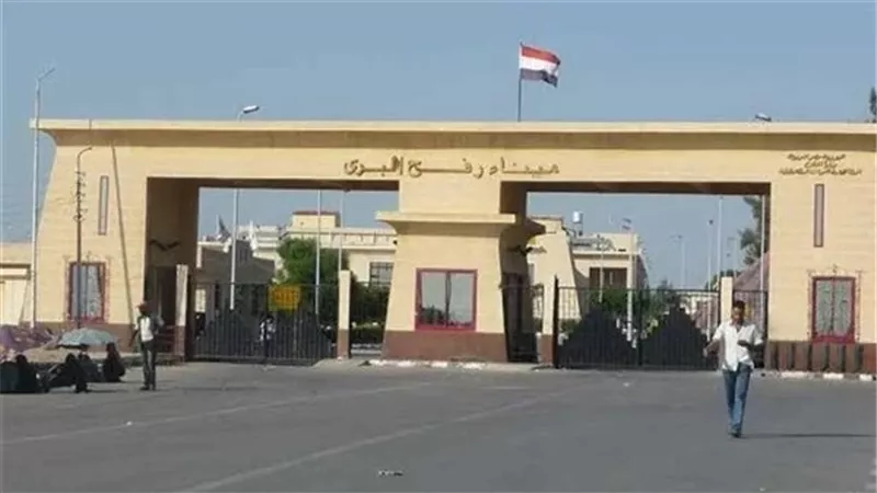 القاهرة الإخبارية :حاملو الجنسيات المزدوجة يشكرون مصر لتسهيل دخولهم أراضيها