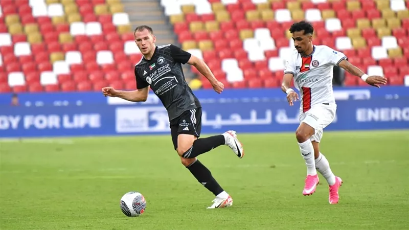 الدورى الإماراتى .. الشارقة يتعادل مع الجزيرة فى مباراة مثيرة