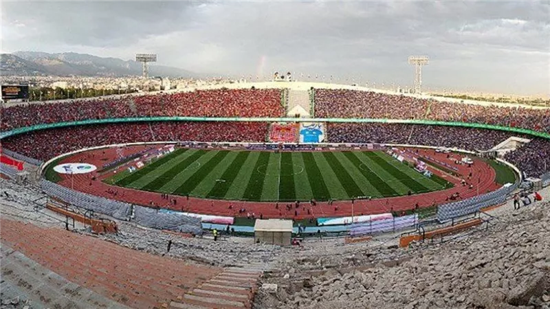 الاتحاد الآسيوى يلزم سباهان الإيرانى بإزالة تماثيل ملعب نقش جهان