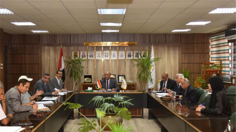 جامعة أسيوط تشهد متابعة ورفع كفاءة مزرعتيّ (الغُريب، والإرشادية