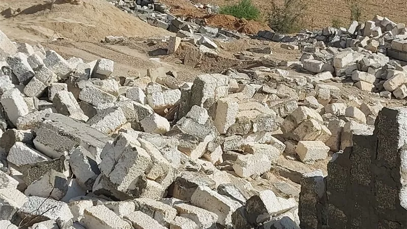 إزالة التعديات على ٤ آلاف متر بالأراضي الزراعية بالسويس