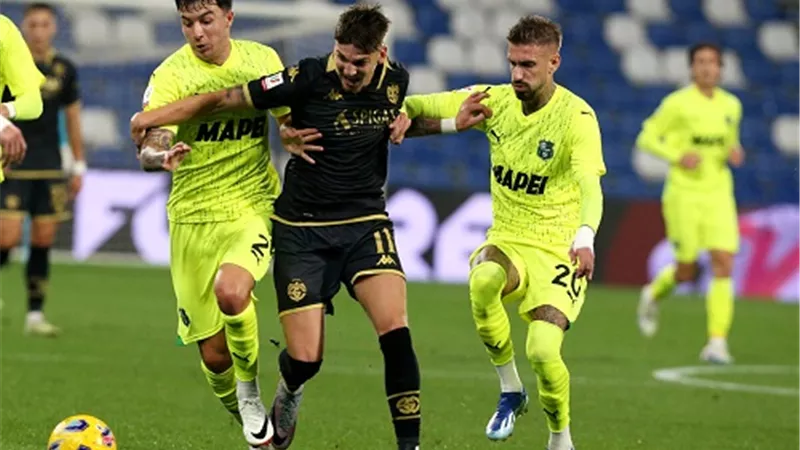ساسولو يهزم سبيزيا ويصعد لدور الـ16 بكأس إيطاليا