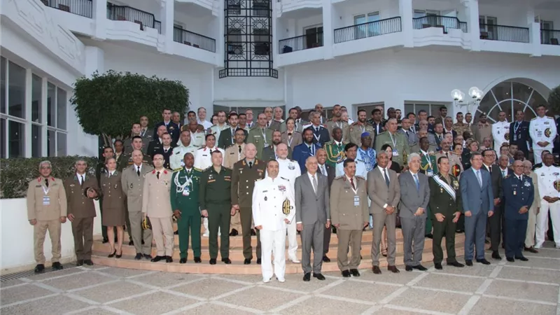 وزير الدفاع التونسى يفتتح المنتدى الدولى والندوة العربية العسكرية