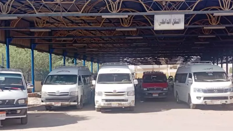محافظ أسوان :لا زيادة فى تعريفة الأجرة وحملات لعدم الإستغلال