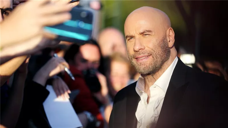 جون ترافولتا يعود للسينما من خلال فيلم كوميدى رومانسى