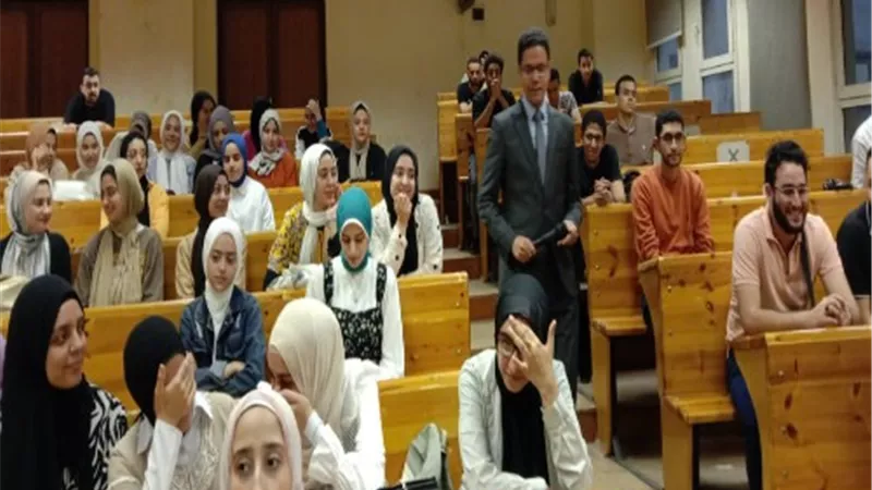 الجيزاوي: جامعة بنها حريصة على دعم أفكار الطلاب الابتكارية