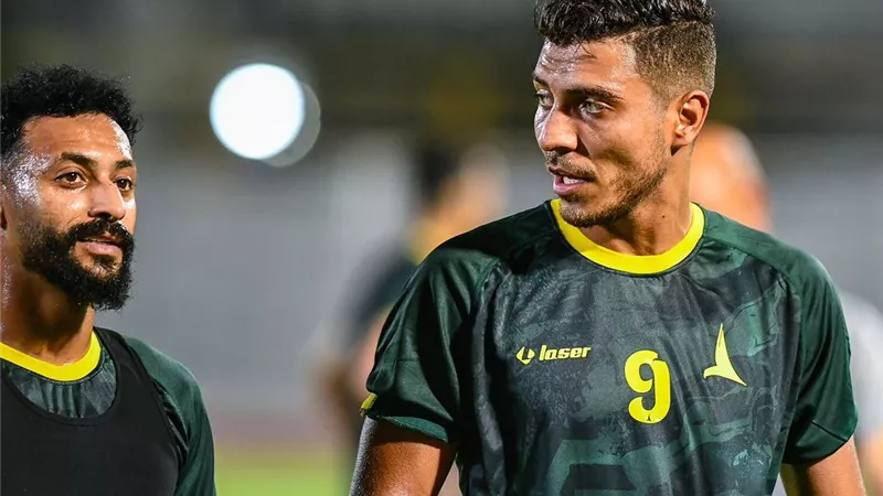 محمد شريف فى مواجهة رونالدو.. تشكيل الخليج المتوقع أمام النصر