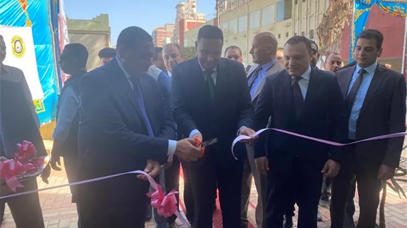 وزير التنمية المحلية يفتتح عدد من المشروعات والمعارض بالدقهلية