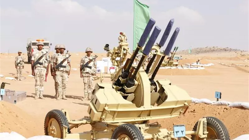 الجيش الثالث الميدانى ينفذ بياناً عملياً للتكتيكات الصغرى والمهارة فى الميدان
